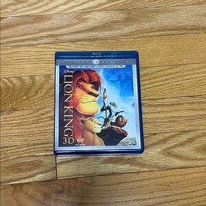 Disney The Lion King 3D Blu-ray with Blue Case